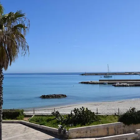 Profumo Di Mare Отель 3*
