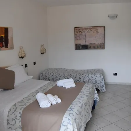 Profumo Di Mare Otel 3*