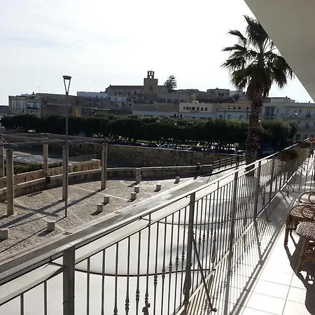 Profumo Di Mare מלון אוטרנטו